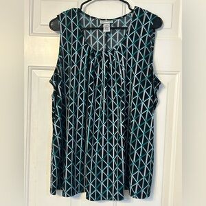 Catherine’s geometric pattern sleeveless top, size 14/16W
